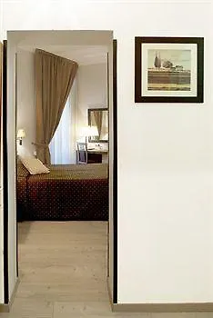 Roman Residence Affittacamere 4*